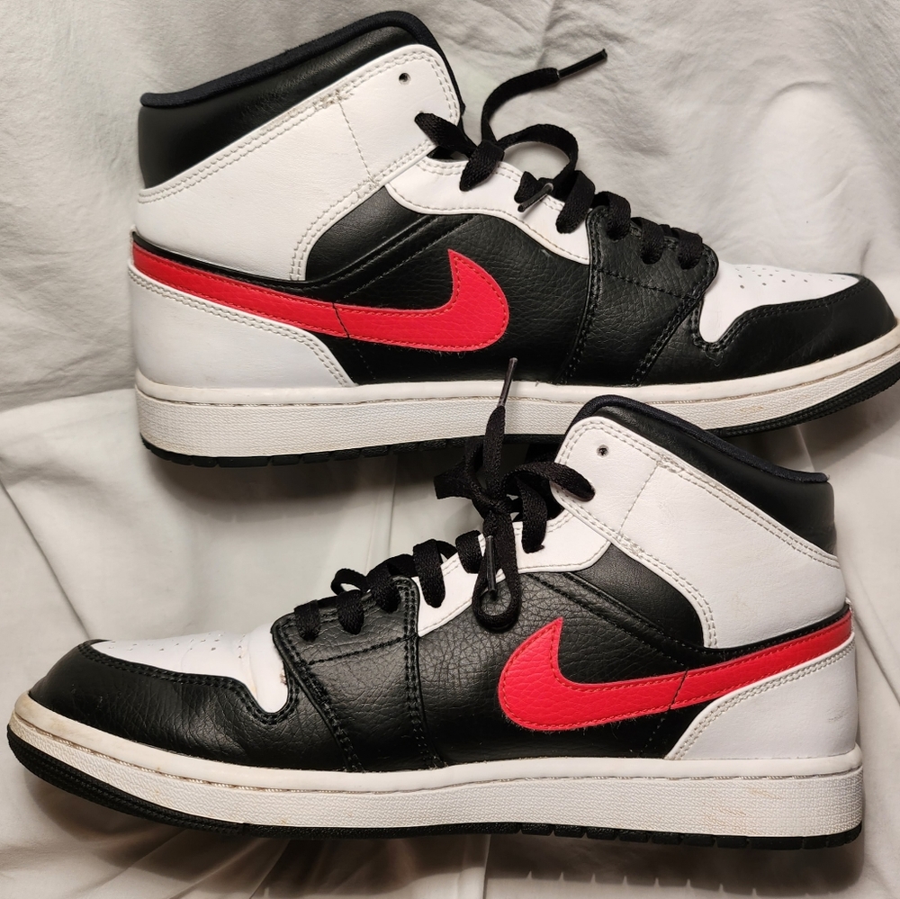 Nike Air Jordan 1 Mid Chile Red mens 10.5 - Picture 8 of 9